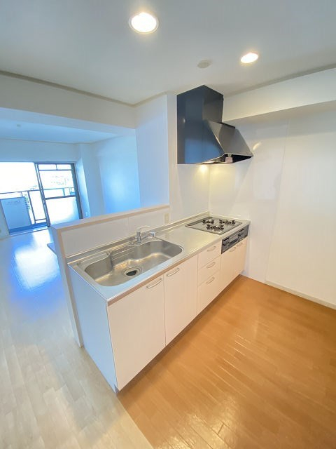 キッチン　キッチンでお料理をお楽しみください