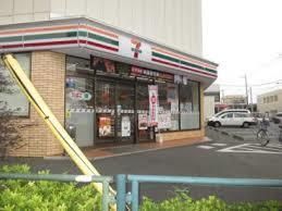 コンビニ　セブンイレブン足立椿２丁目店（コンビニ）まで182m