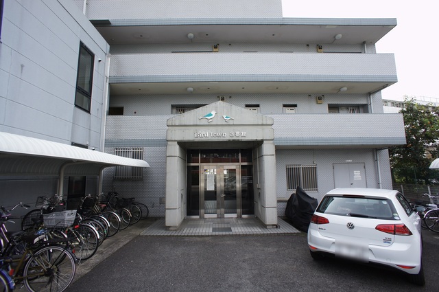 エントランス　エントランスを抜けると我が家です♪