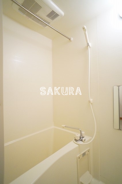 バス・シャワールーム　日々の疲れを癒すお風呂です♪