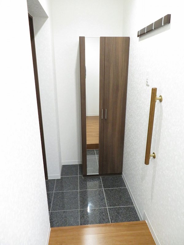 玄関　シューズBOX完備