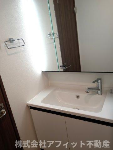 洗面設備　洗髪洗面化粧台