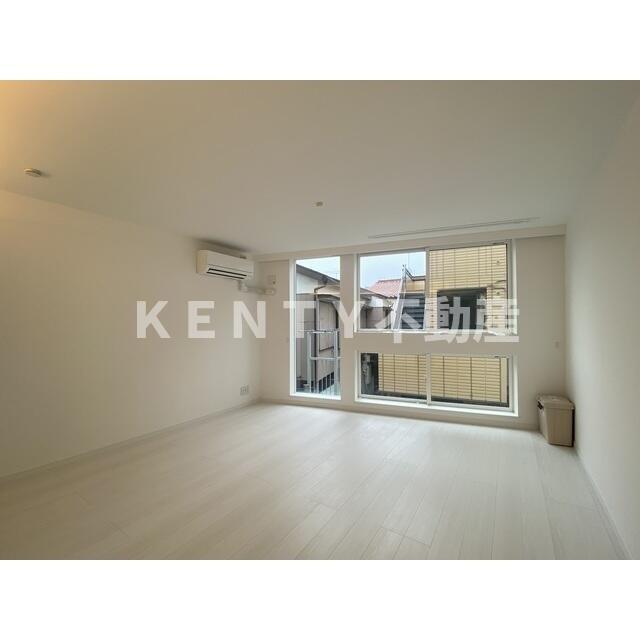 居室・リビング　ゆったりとした居間です