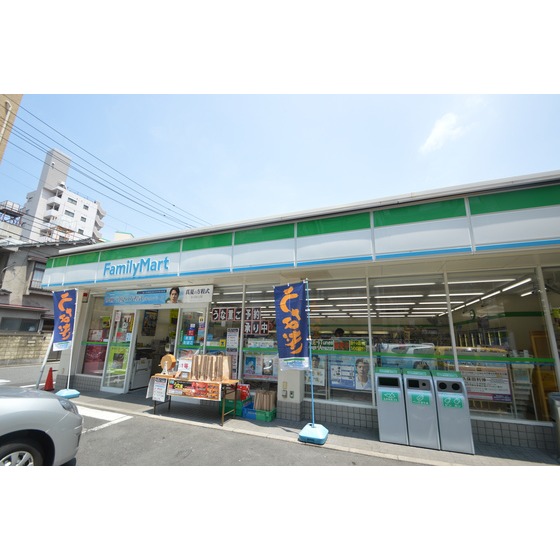 コンビニ　ファミリーマート猫屋町店（コンビニ）まで156m