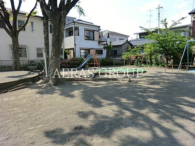公園　若草第一公園（公園）まで700m