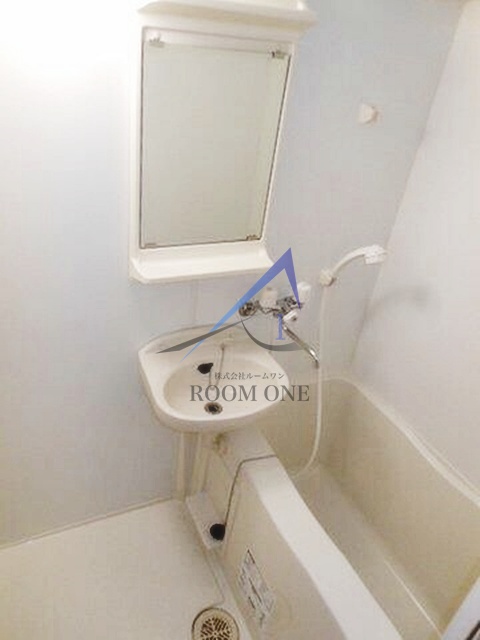 バス・シャワールーム　お風呂です。