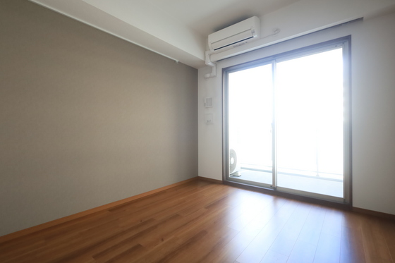 居室・リビング　※別部屋の写真です