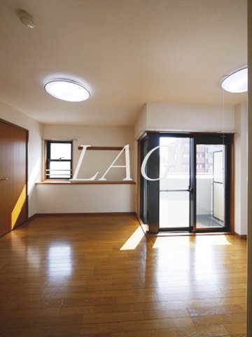 居室・リビング　洋室のお部屋です。