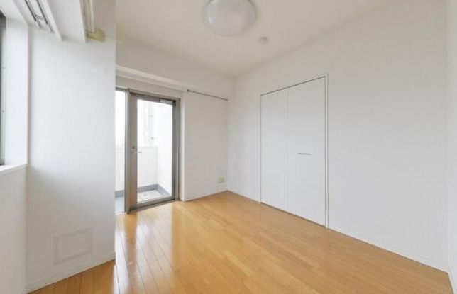 居室・リビング　※別部屋の参考写真です。