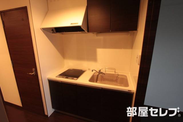 キッチン　キッチンは広く使えます。