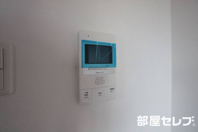 セキュリティ　来客の顔が確認できるモニター付き