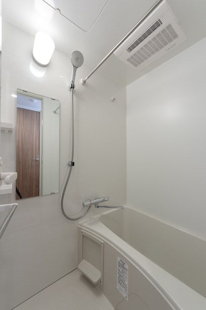 バス・シャワールーム　※写真は同タイプ住戸です。
