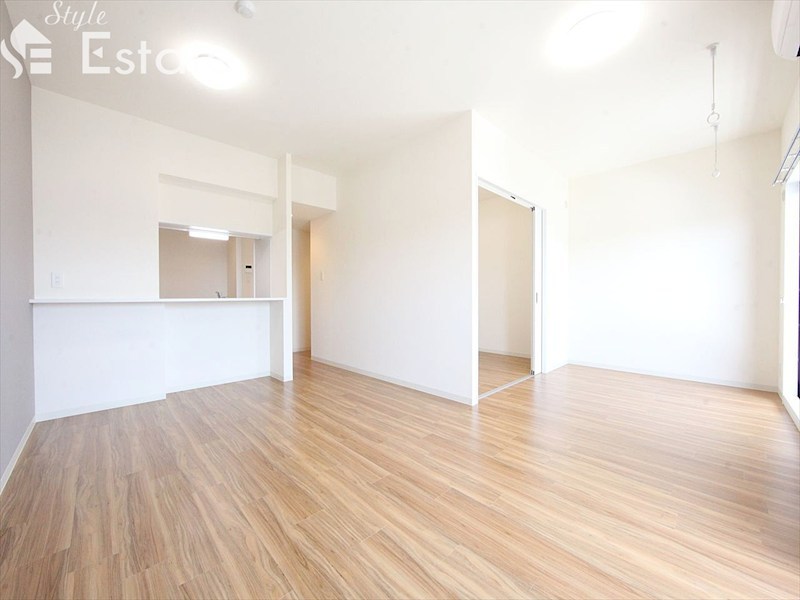 居室・リビング　リビング