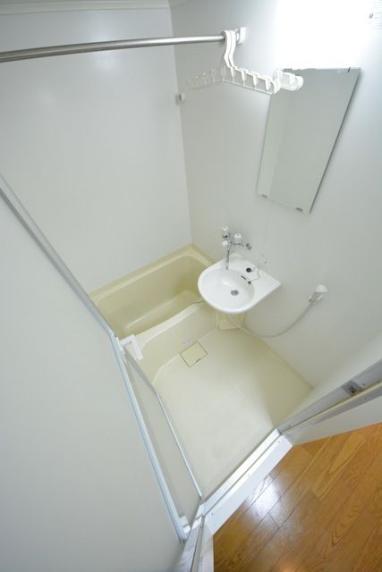 バス・シャワールーム　内装