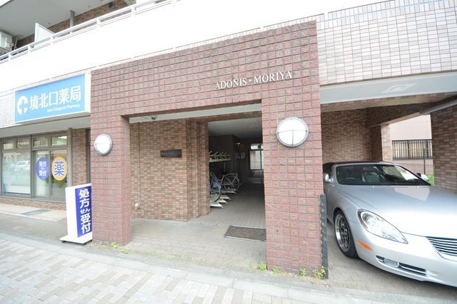 エントランス　外観