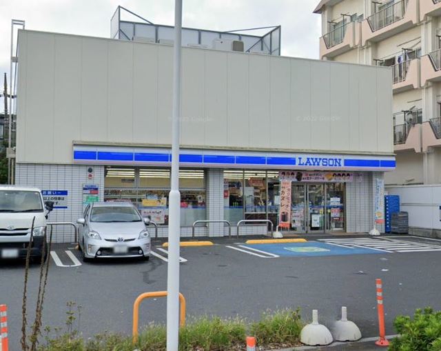 コンビニ　ローソン足立梅島二丁目店（コンビニ）まで288m