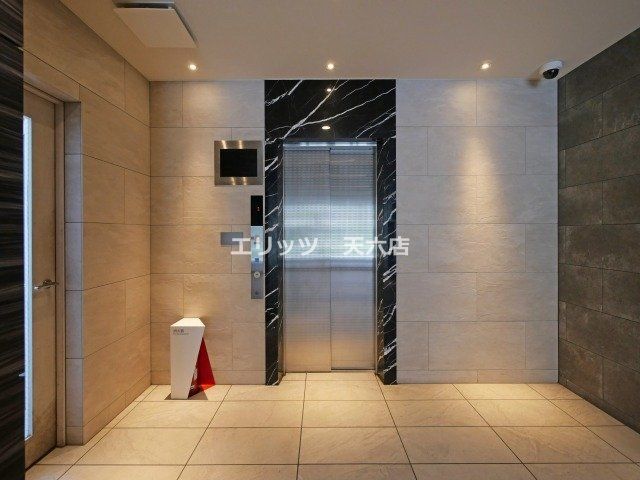 その他　エントランス