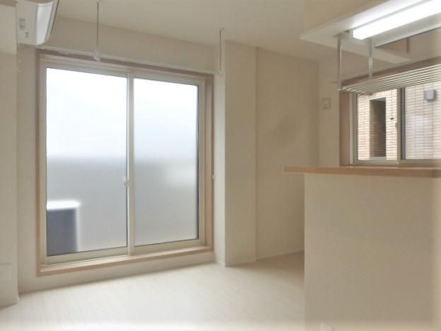 居室・リビング　明るい居間☆