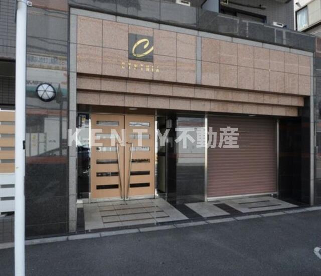 エントランス　毎日通るエントランスはこのようになっています