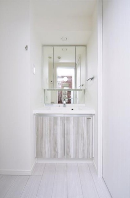 洗面設備　独立洗面台