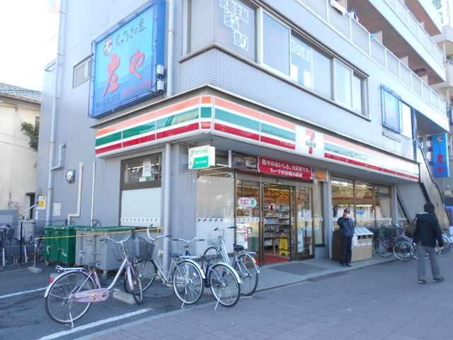 コンビニ　セブンイレブン鶴ヶ島駅西口店（コンビニ）まで512m