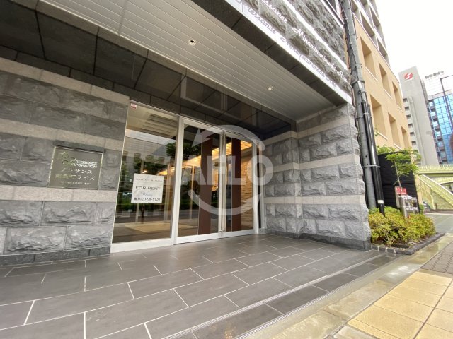 エントランス　プレサンス南森町ライズ　エントランス