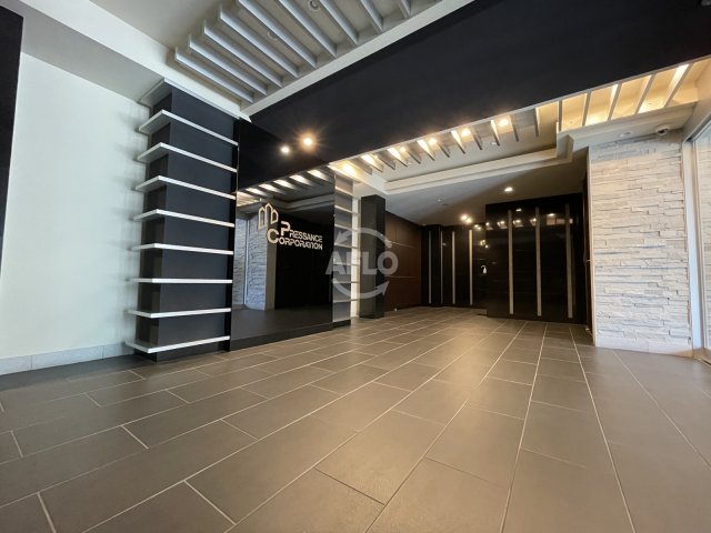 ロビー　プレサンス南森町ライズ　ロビー