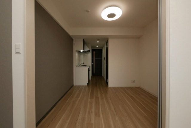 居室・リビング　こちらの居間で趣味の時間をお楽しみください