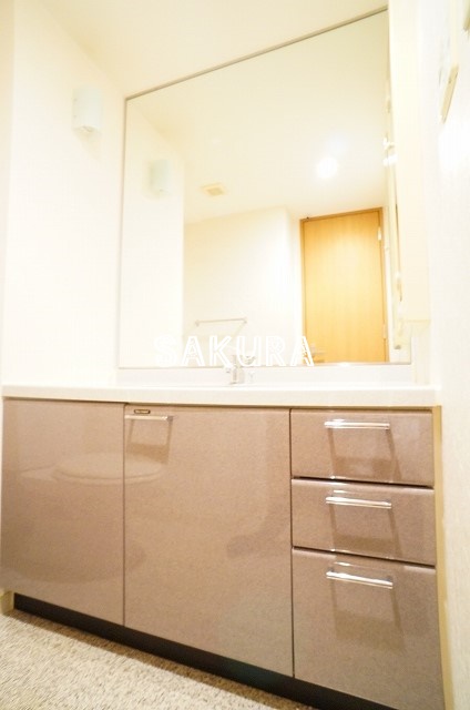 洗面設備　身支度に便利な洗面台♪