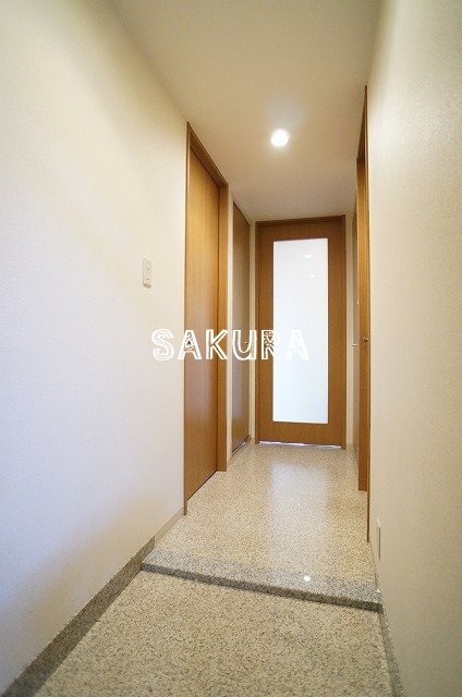 玄関　収納豊富なシューズボックスです♪