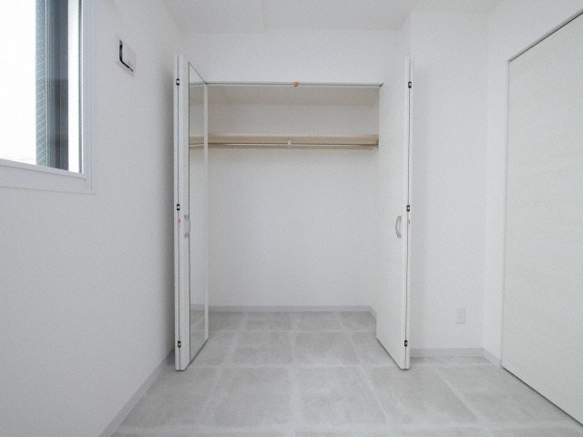 収納　衣類の収納に便利なクローゼットです♪