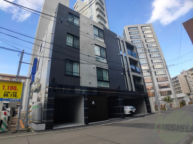 建物外観　札幌市中央区北５条西「アルファスクエア西２８」