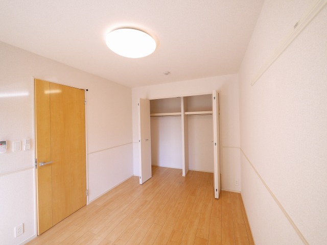 その他部屋・スペース　ゆったりした洋室です