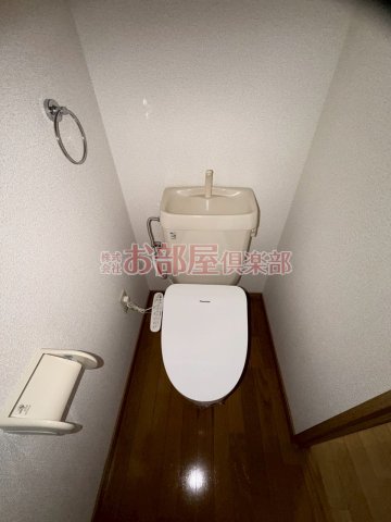 トイレ　トイレもきれいです