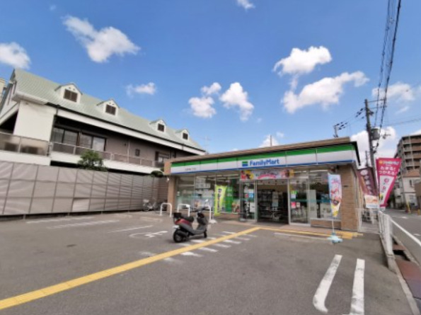 コンビニ　ファミリーマート 松原阿保三丁目店（コンビニ）まで485m