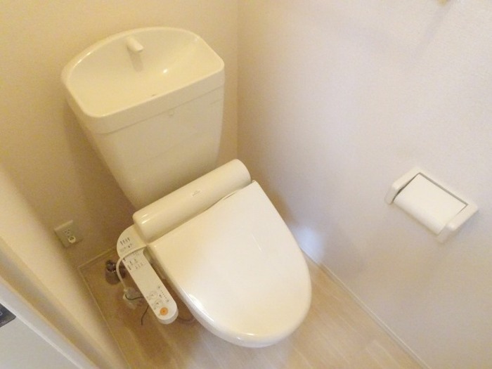 トイレ　コンパクトで使いやすいトイレです