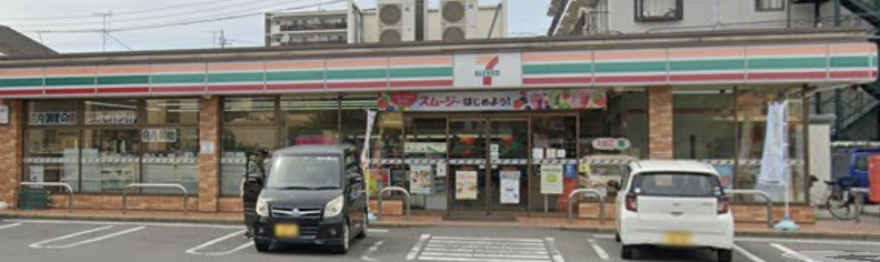 コンビニ　セブンイレブン 南柏駅東口店（コンビニ）まで163m