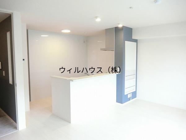 居室・リビング　カウンターキッチン！