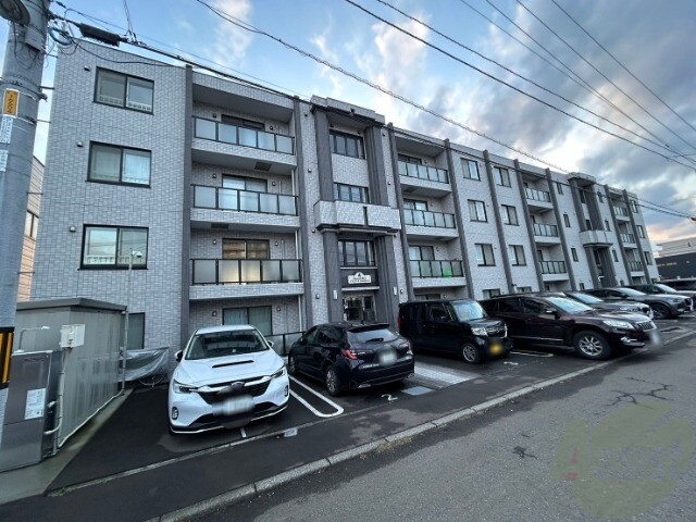 建物外観　札幌市東区本町一条「グランメールＨａｐｐｉｎｅｓｓ」