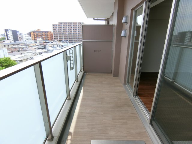 バルコニー　詳細は、RISUMO江坂本店→06-6155-7137まで♪