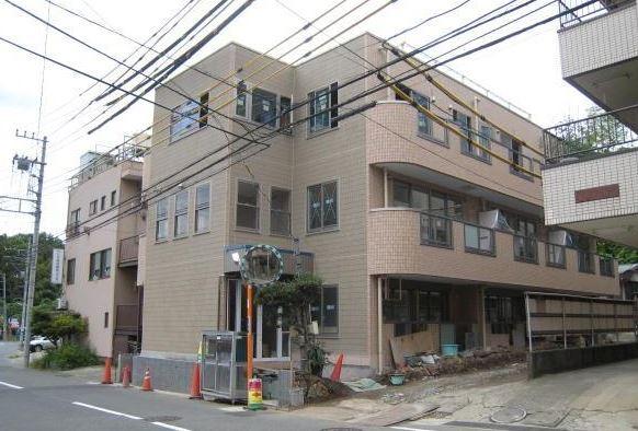 建物外観　2013年完成デザイナーズマンション♪
