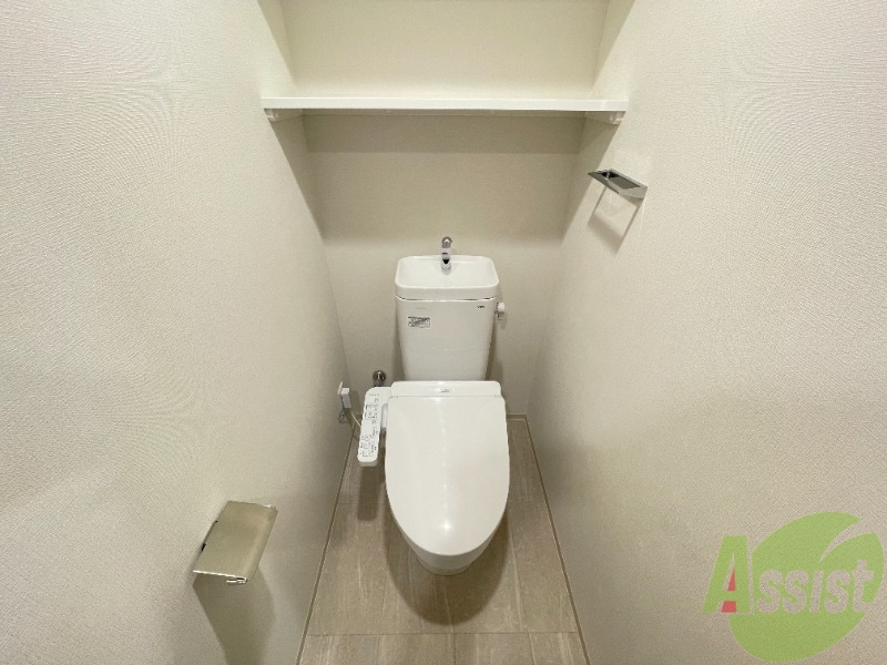 トイレ　トイレは、嬉しいウォシュレット付きです。