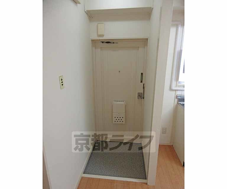 玄関　なかなか広い玄関です