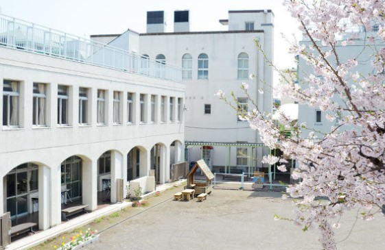 その他　彰栄保育福祉専門学校（その他）まで217m
