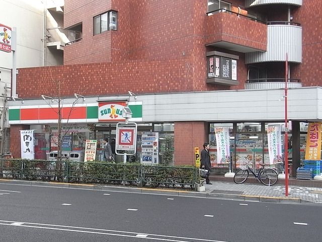 コンビニ　サンクス（コンビニ）まで427m