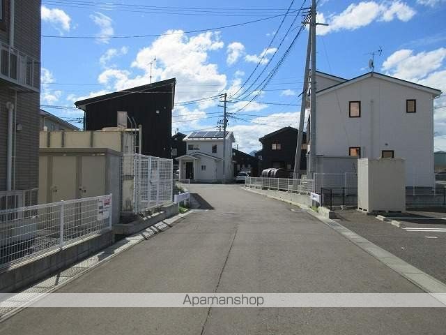 その他　周辺道路（その他）まで0m