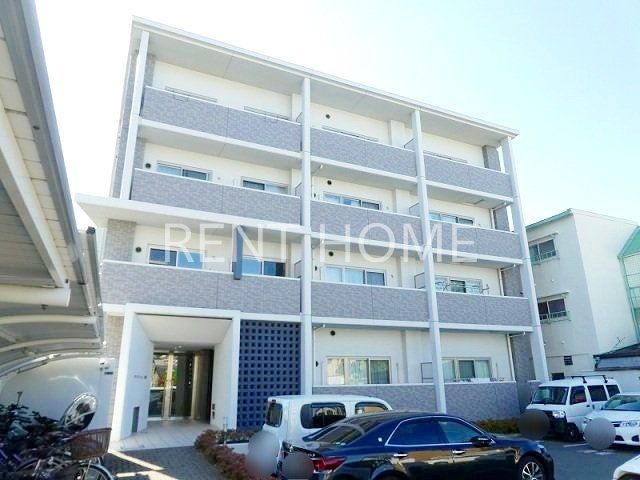 建物外観　鉄筋コンクリート造４階建て