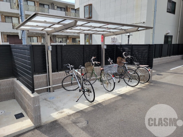 その他共有部分　屋根付き駐輪場