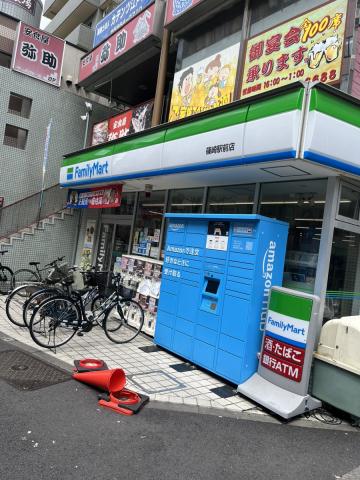 コンビニ　ファミリーマート（コンビニ）まで117m