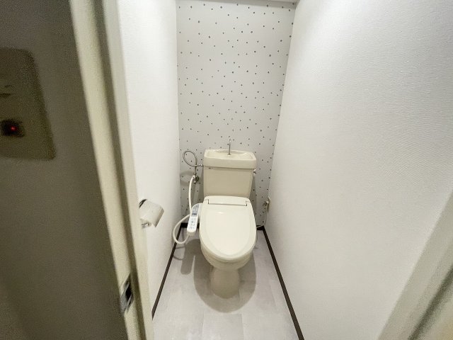 トイレ　清潔感のあるトイレです